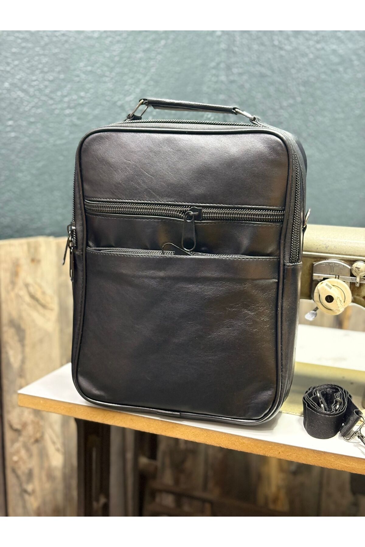 Hakiki Deri El Çantası, Battal Boy El Çantası, Dikey Omuz Çantası, El ve Omuz Çantası