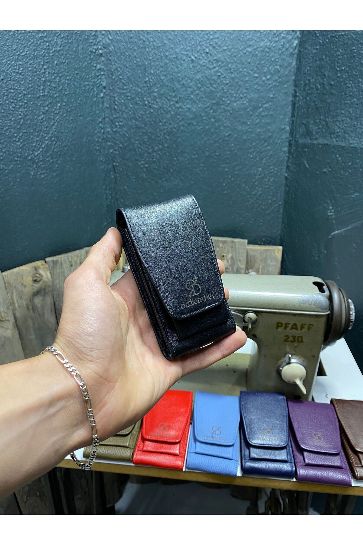 Siyah Deri Sigaralık,sigara Kutusu,sigara Tabakası,çakmaklık siyah Tek Ebat Unisex